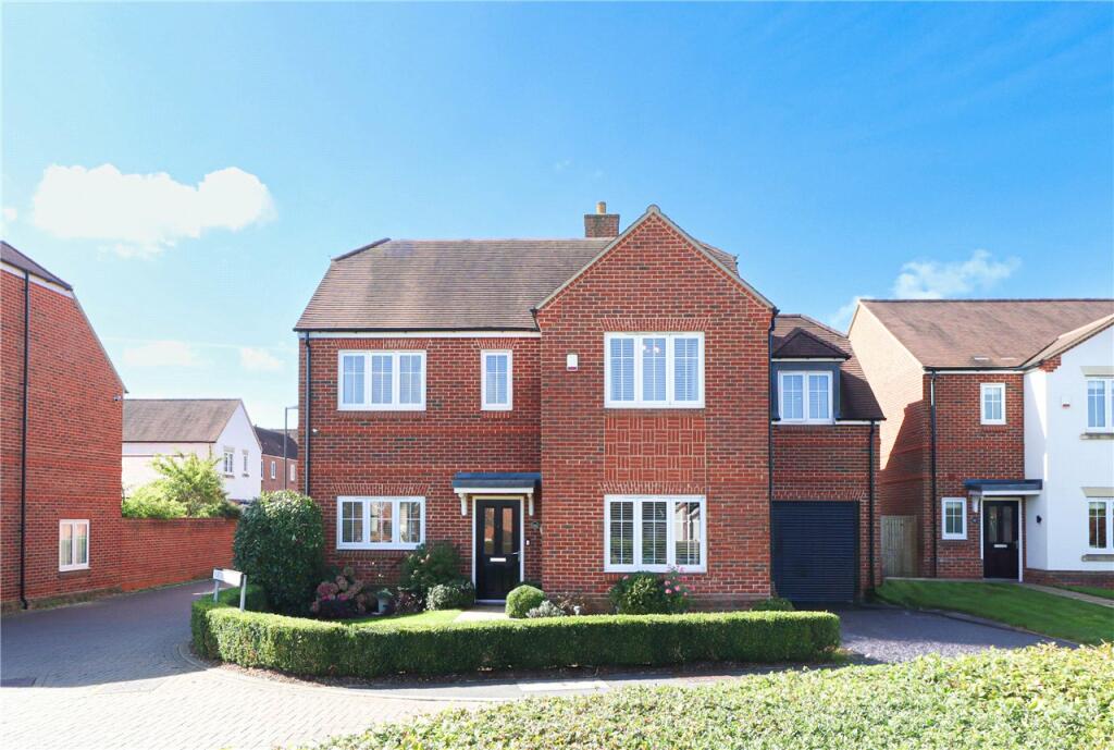 Mortimer Crescent, Kings Park, St. Albans, Hertfordshire