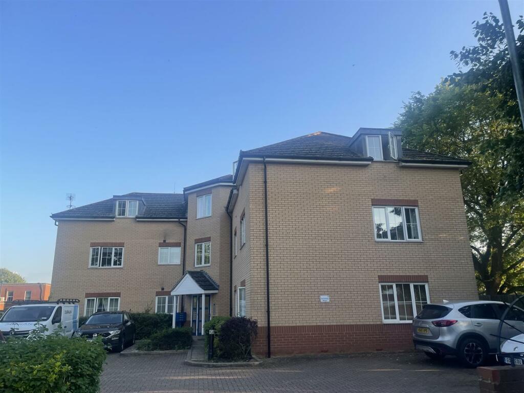 Additional image 18 of Willow House, Howlands, Welwyn Garden City AL7 4HN