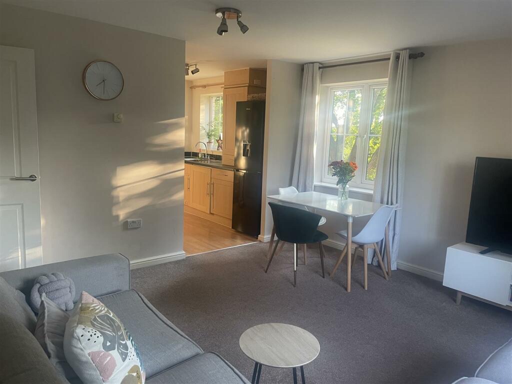 Additional image 3 of Willow House, Howlands, Welwyn Garden City AL7 4HN