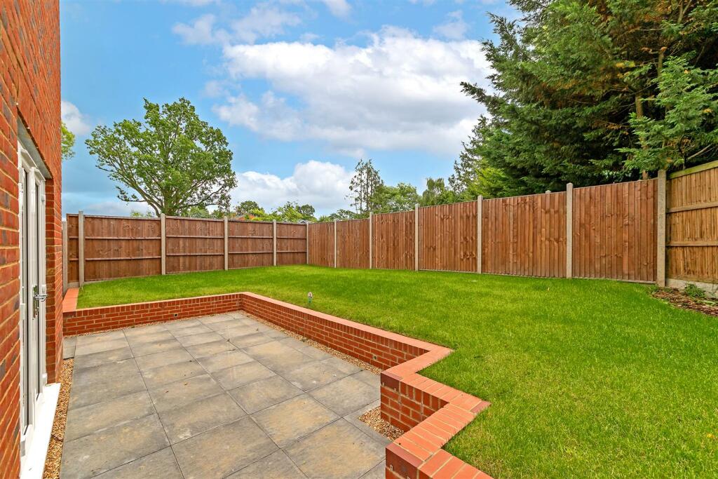 Additional image 18 of Oakwood Road, Bricket Wood, St. Albans