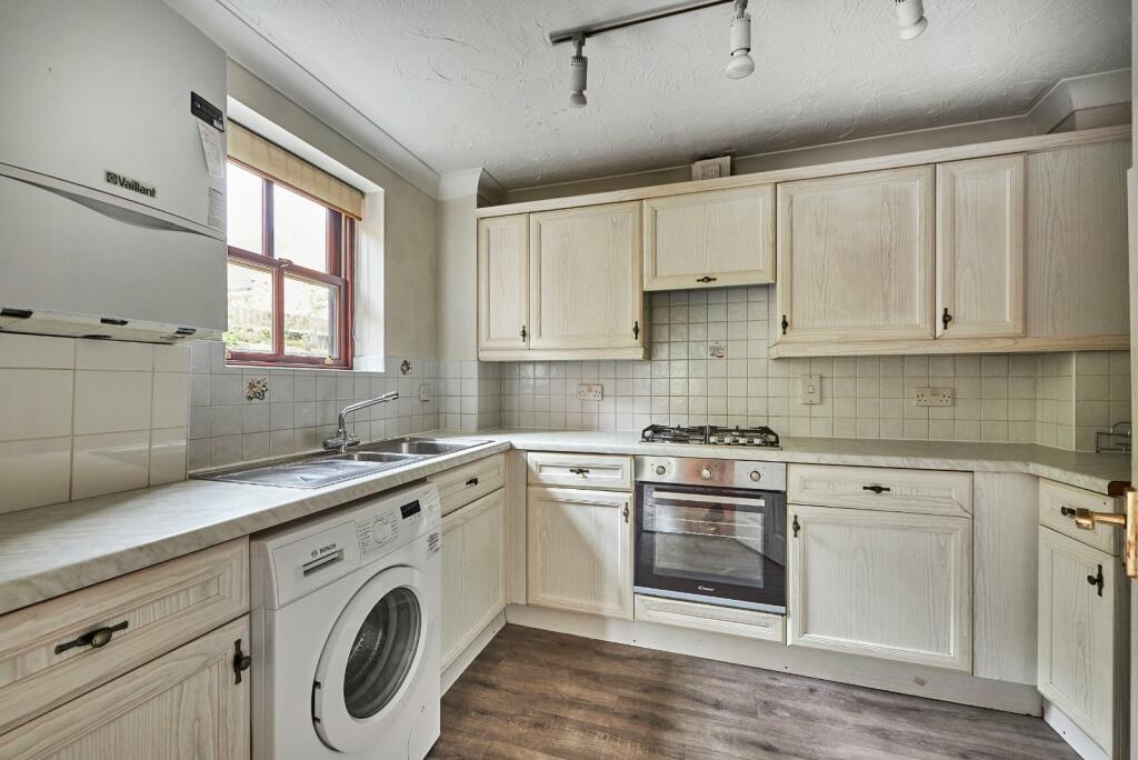 Additional image 9 of Henrys Grant, Riverside Road, St Albans, Herts, AL1