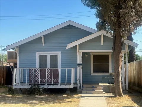 261 W Durian Avenue, Coalinga, CA 93210