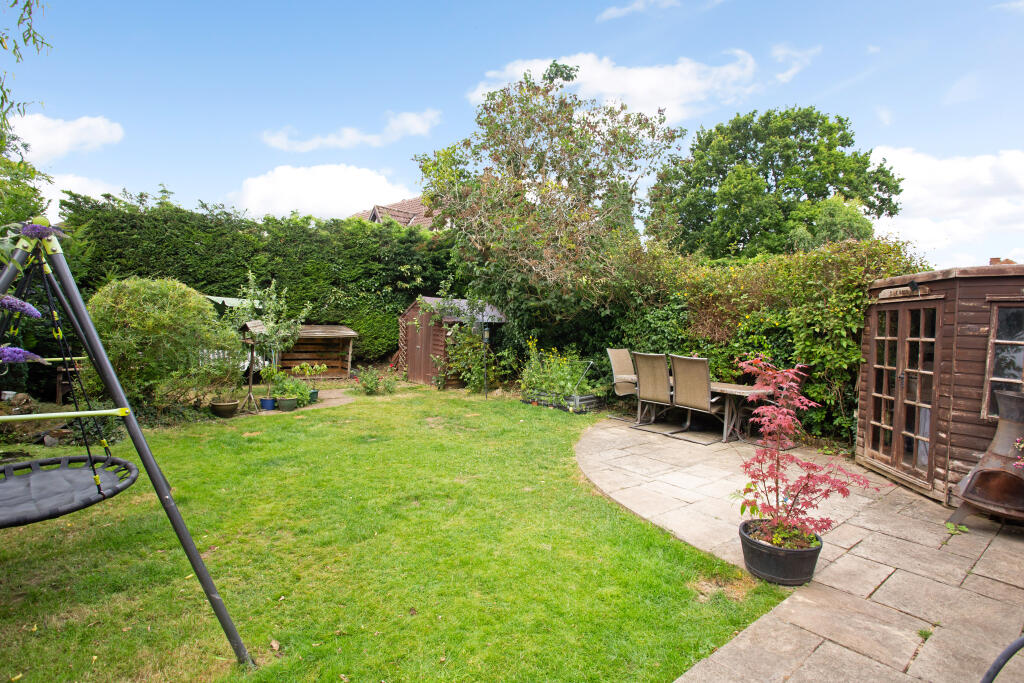 Additional image 12 of Farringford Close, St. Albans, AL2