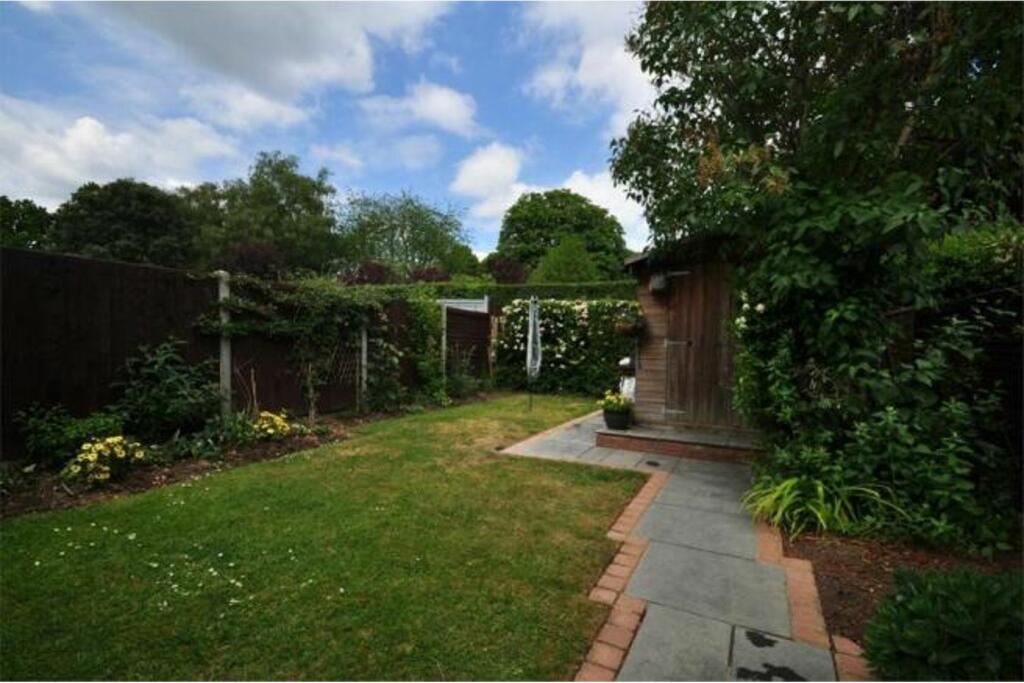 Additional image 18 of Walnut Grove, Welwyn Garden City, AL7