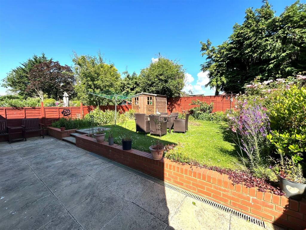 Additional image 10 of Hornbeams, Bricket Wood, St. Albans