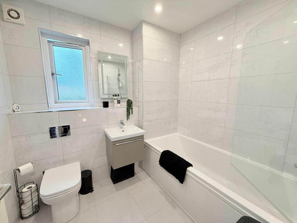 Additional image 12 of Loxley Court, Baldwins Lane, Hall Green