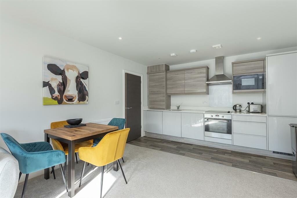 Additional image 5 of Soothouse Spring, St Albans