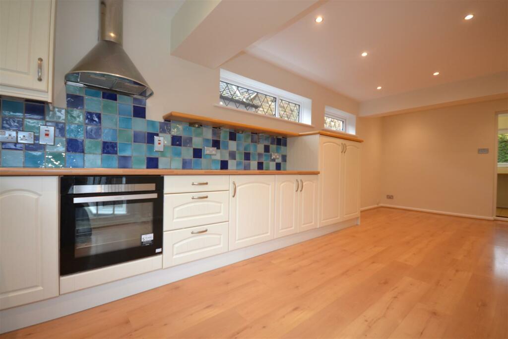 Additional image 14 of Pie Corner, Flamstead