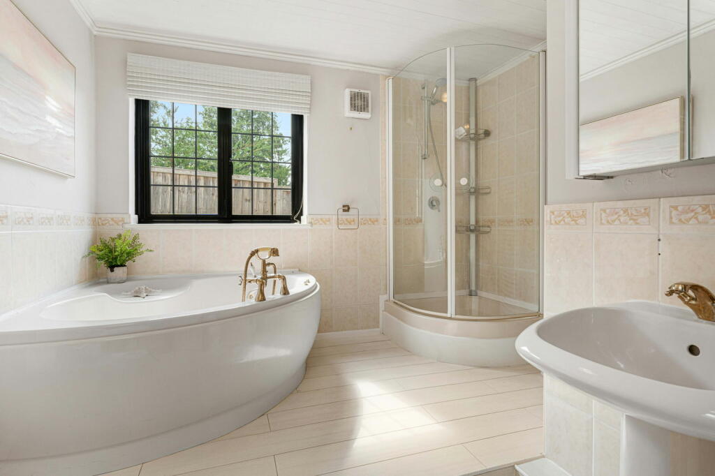 Additional image 26 of Codicote Road, Welwyn, AL6