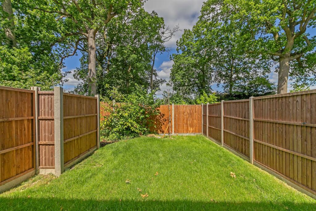 Additional image 7 of Oakwood Road, Bricket Wood, St. Albans