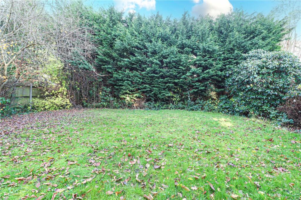 Additional image 20 of Ridge Avenue, Harpenden, Hertfordshire