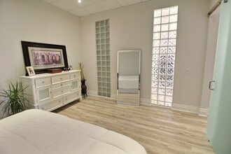 Additional image 5 of 42 Somerville St