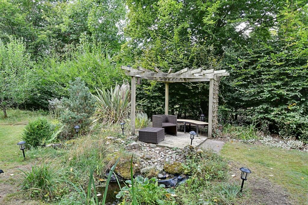 Additional image 29 of Orchard Road, Tewin