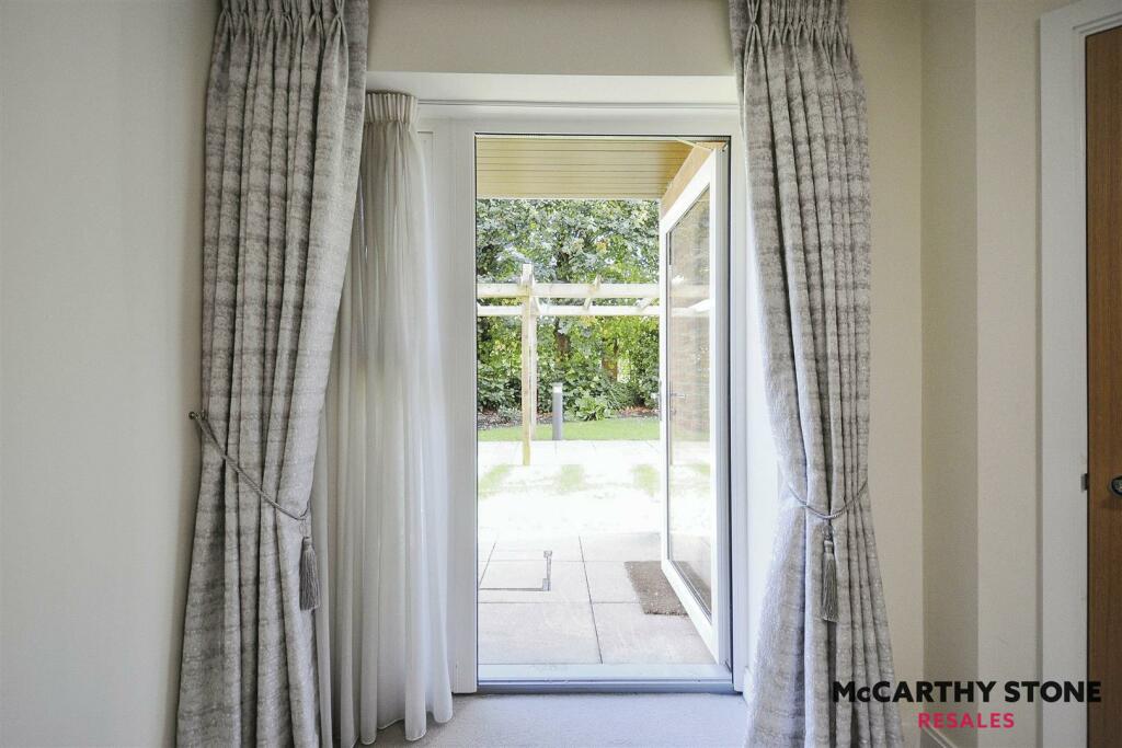 Additional image 3 of Eleanor House, 232 London Road, St Albans, Hertfordshire, AL1 1NR