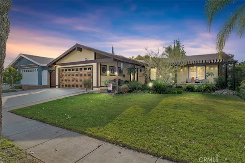 762 W Virginia Ann Drive, Azusa, CA 91702