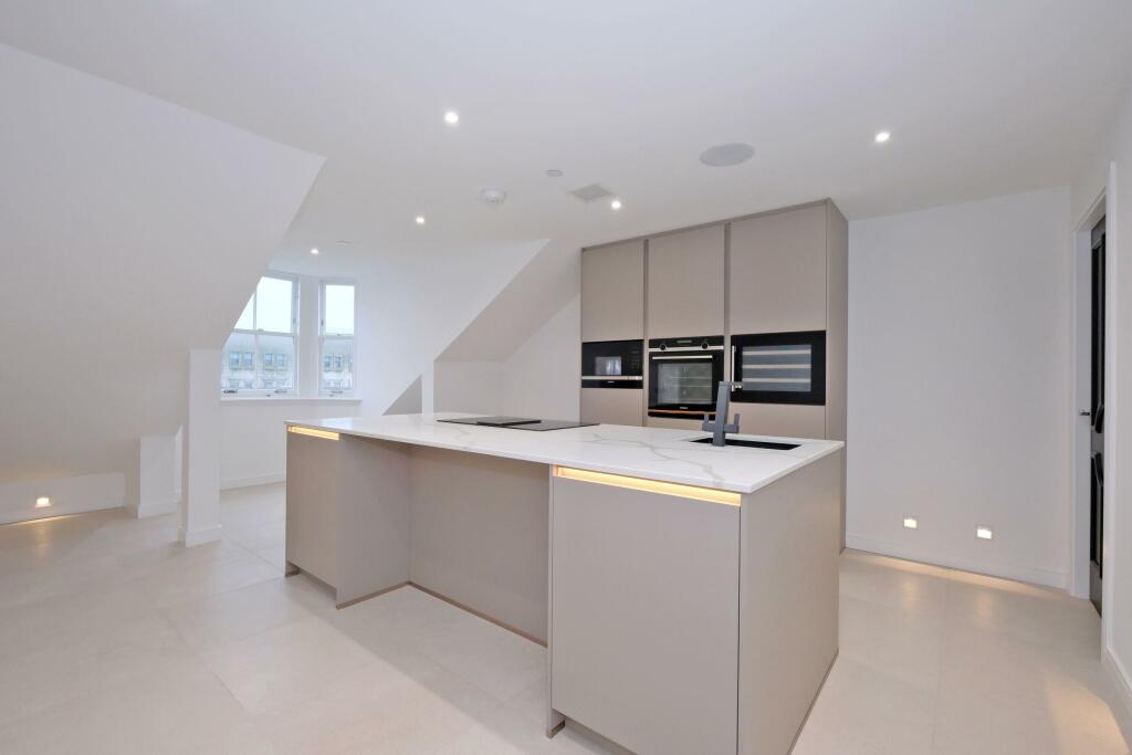 Additional image 3 of North Silver Street, Aberdeen, AB10.