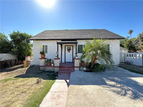 434 W C Street, Colton, CA 92324