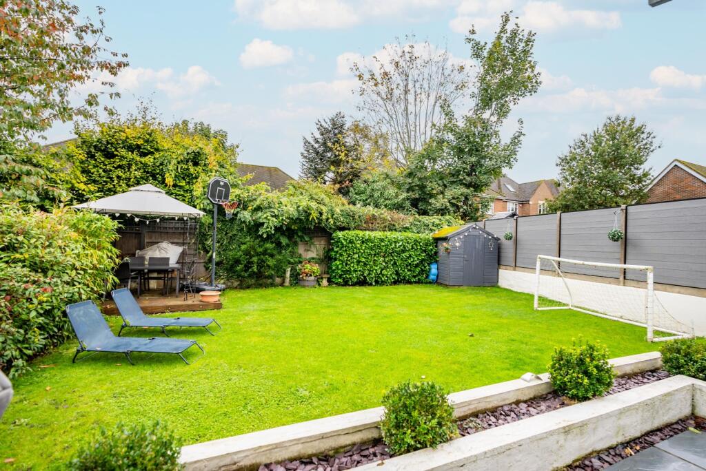 Additional image 23 of Penn Road, Park Street, St. Albans, Hertfordshire, AL2