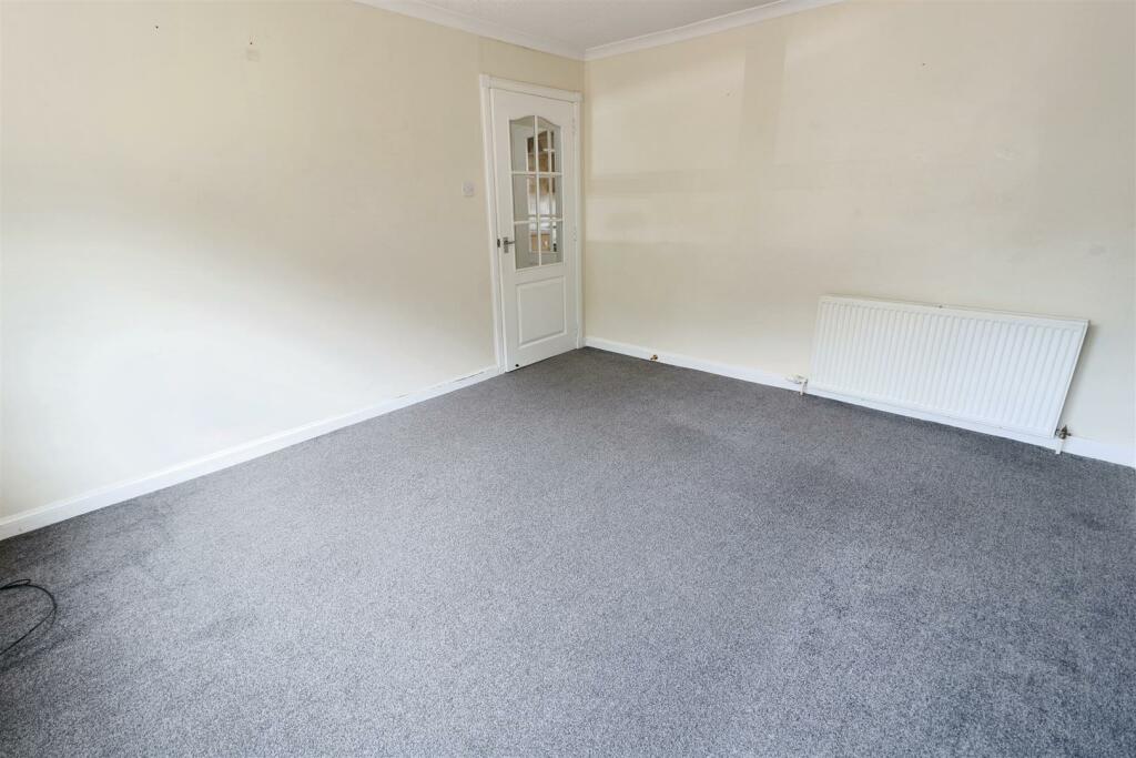 Additional image 3 of 31 Den Crescent, Keith