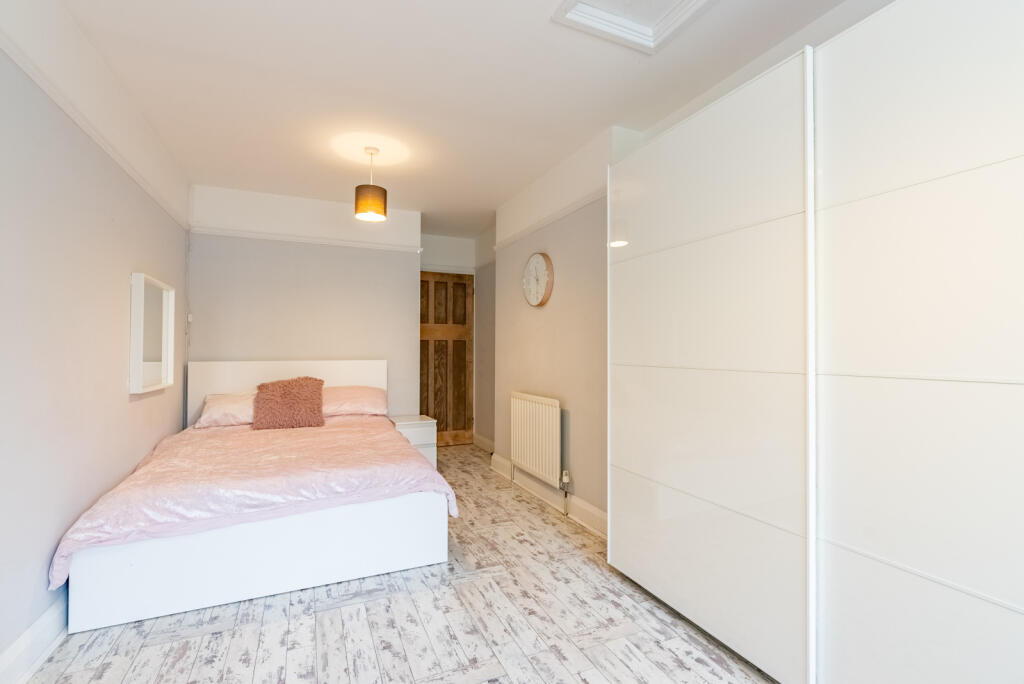 Additional image 17 of Watling Street, Park Street, St. Albans, Hertfordshire, AL2