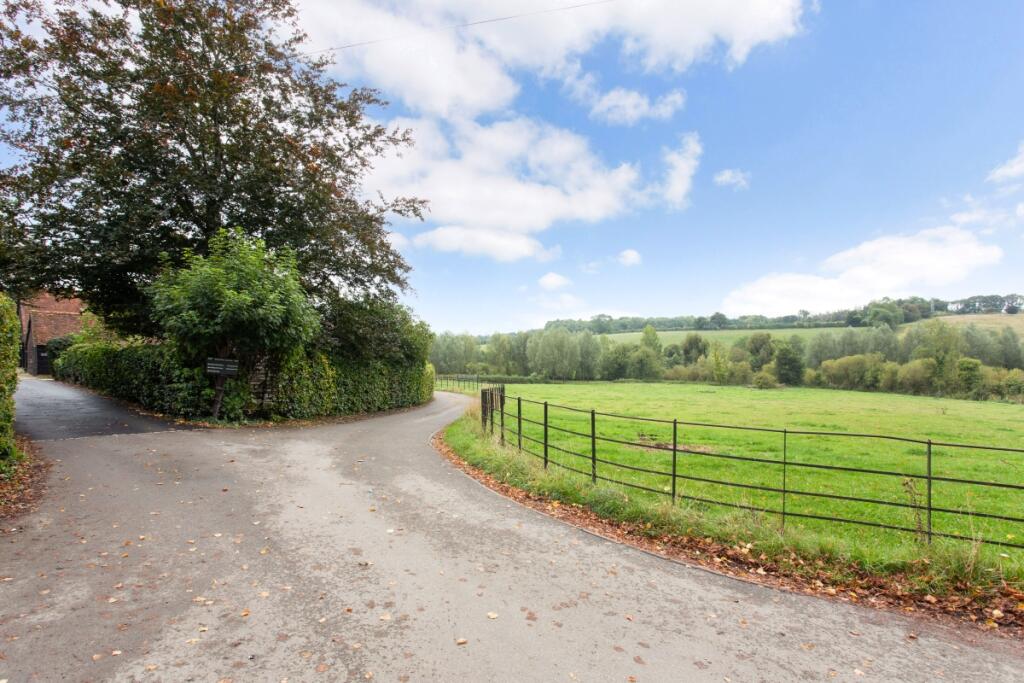 Additional image 9 of Blackwell Farm Blackwell Hall Lane HP5