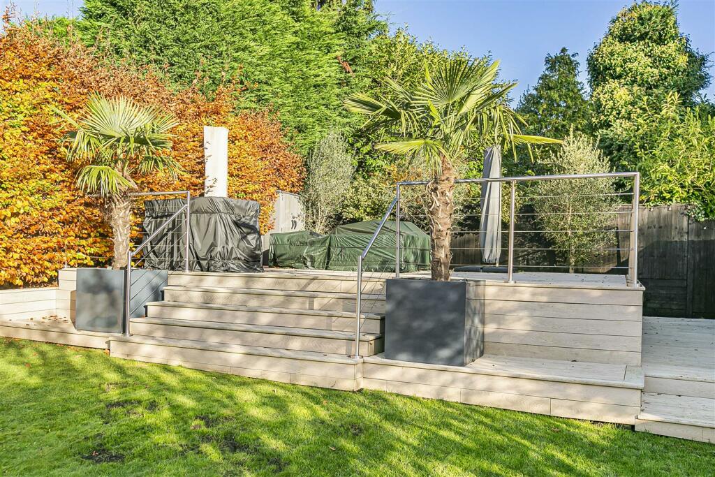 Additional image 35 of Pine Grove, Brookmans Park, Hatfield