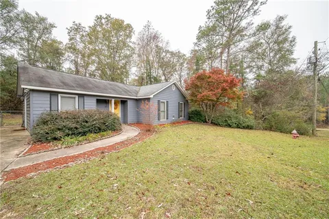 143 Lee Road 979, Phenix City, AL 36870