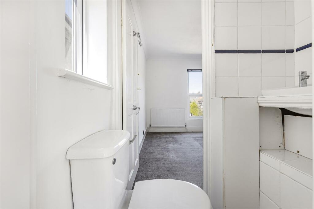 Additional image 7 of Station Road, Harpenden, AL5