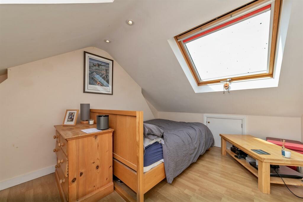 Additional image 24 of West View Road, St Albans