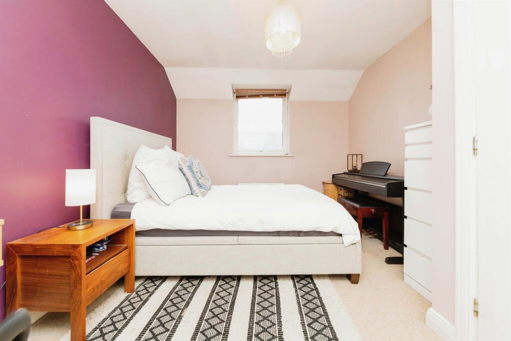 Additional image 13 of Eddington Crescent, WELWYN GARDEN CITY