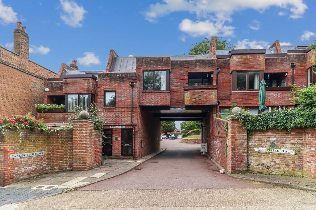 Romeland Hill, St. Albans, Hertfordshire, AL3