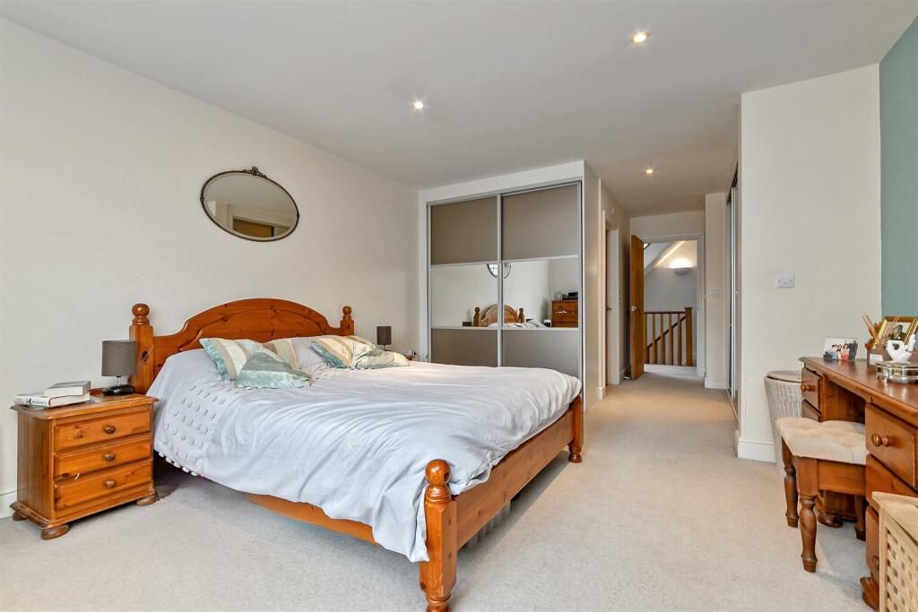 Additional image 8 of Bucknalls Drive, Bricket Wood, St. Albans