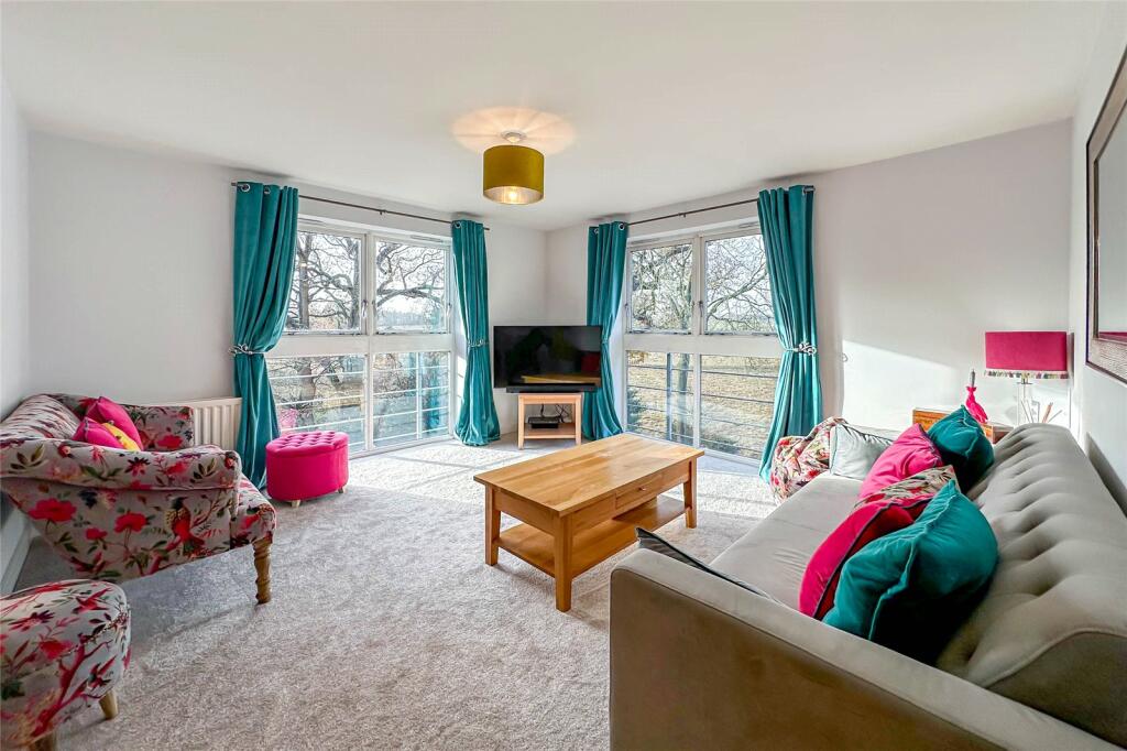 Additional image 18 of Astwick Manor, Coopers Green Lane, Hatfield, Hertfordshire, AL10