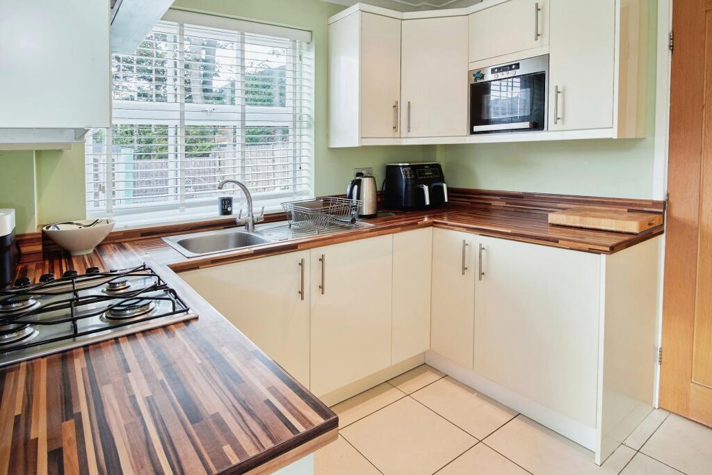 Additional image 3 of Farfield Close, Birmingham, B31