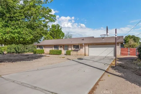15136 Ash Street, Hesperia, CA 92345