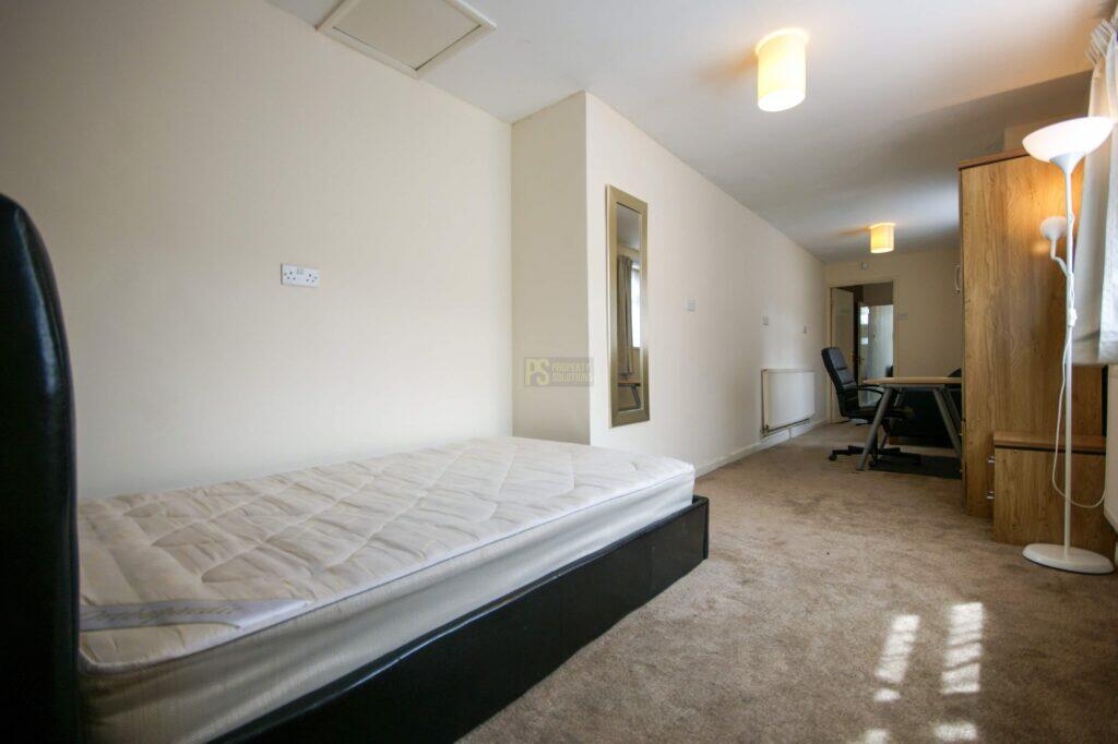 Additional image 4 of Dogpool Lane, Stirchley, Birmingham, B30 2XH