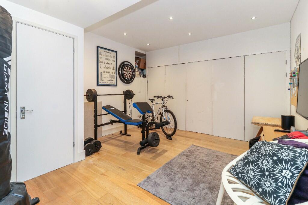 Additional image 18 of Folly Lane, St. Albans, Hertfordshire, AL3