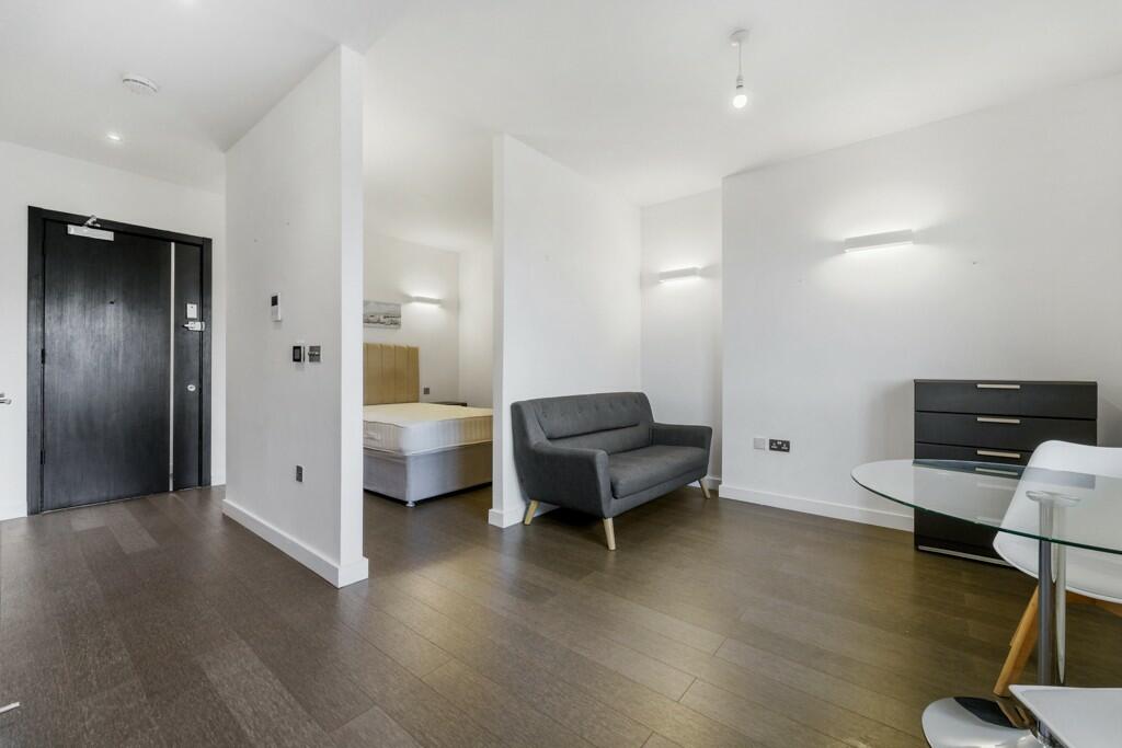 Additional image 10 of Abbott House, Everard Close, St. Albans, AL1