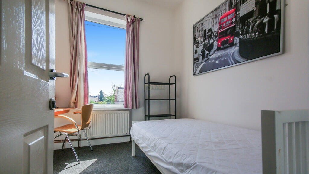 Additional image 4 of 672A Bristol Road, Birmingham, Selly Oak, B29 6BJ