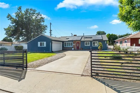 1333 Singingwood Avenue, Pomona, CA 91767