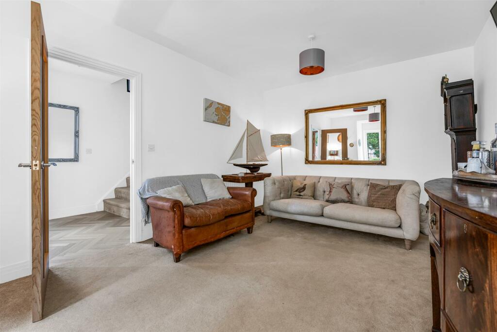 Additional image 11 of Frythe Avenue, Welwyn