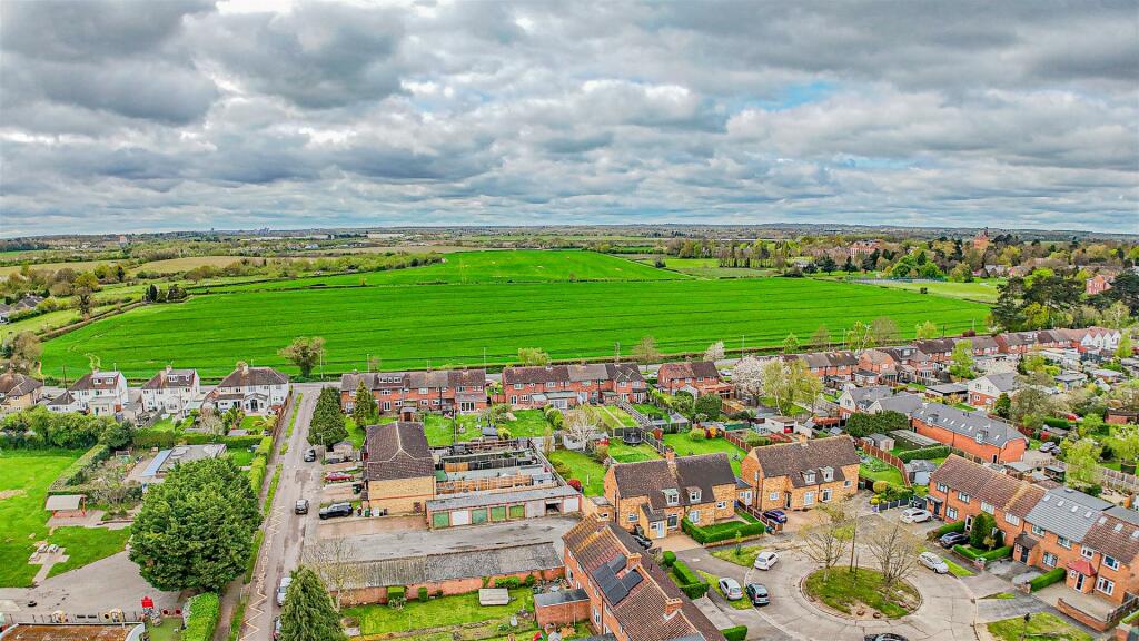 Additional image 45 of Collyer Road, London Colney, AL2