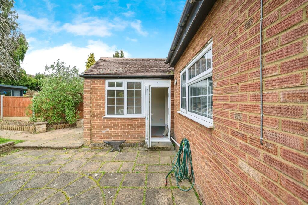 Additional image 14 of Selwyn Crescent, Hatfield