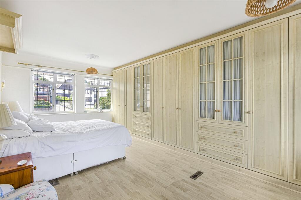 Additional image 9 of Brookmans Avenue, Brookmans Park, Hertfordshire, AL9