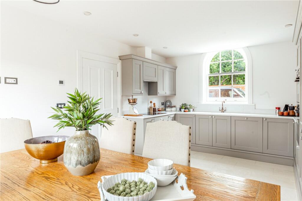 Additional image 17 of Bowgate Mews, St. Peters Close, St. Albans, Hertfordshire