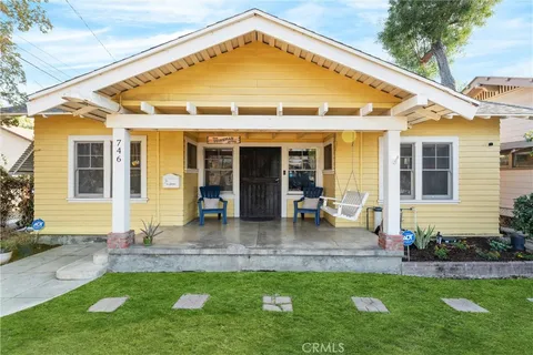 746 Laurel Avenue, Pomona, CA 91768