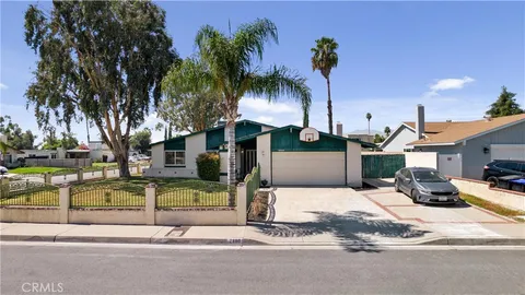 Primary image of 2880 Mojave Court, Highland, CA 92346