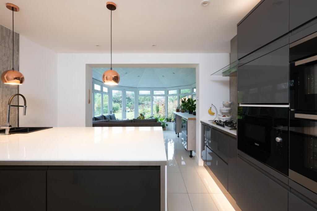 Additional image 6 of Crouch Hall Lane, Redbourn, St. Albans, AL3 7EU