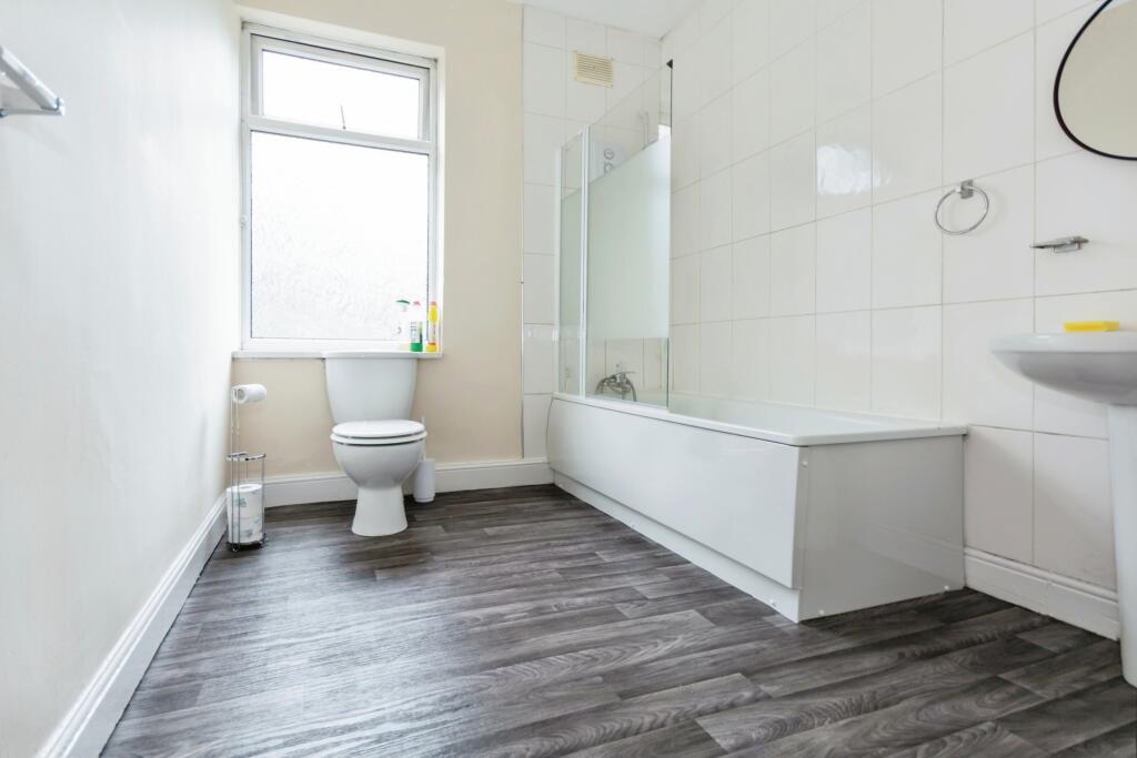 Additional image 13 of Warwick Road, BIRMINGHAM, West Midlands, B27