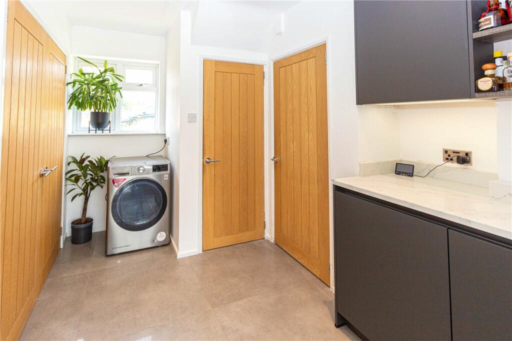 Additional image 9 of Porters Hill, Harpenden, Hertfordshire, AL5